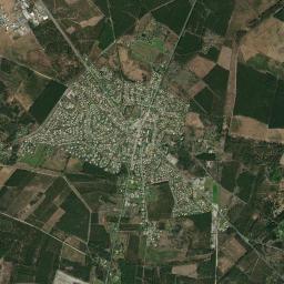 Le Barp High Resolution Satellite Map