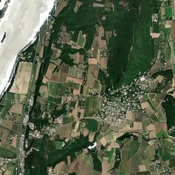 Savasse High Resolution Satellite Map