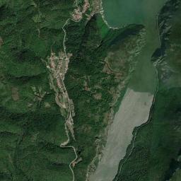 Dubova High Resolution Satellite Map