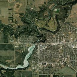 Redwood Falls High Resolution Satellite Map