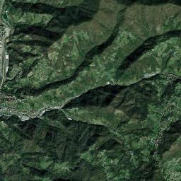 Manesseno High Resolution Satellite Map