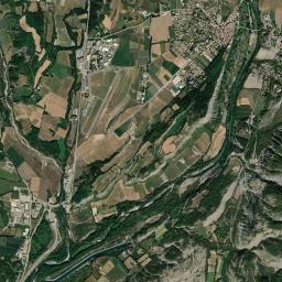 Tallard High Resolution Satellite Map