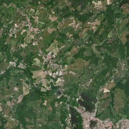 Castelnovo ne'Monti High Resolution Satellite Map