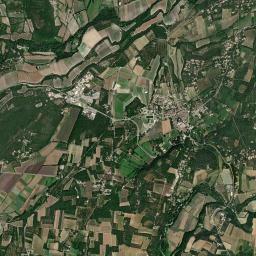 Grignan High Resolution Satellite Map