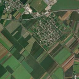 Răzvani High Resolution Satellite Map