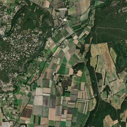 Saint-Restitut High Resolution Satellite Map