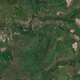 Caylus High Resolution Satellite Map