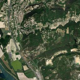 Mondragon High Resolution Satellite Map