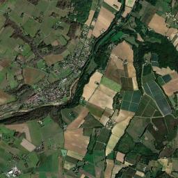 Vianne High Resolution Satellite Map