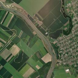 Curcani High Resolution Satellite Map