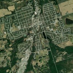 Uxbridge High Resolution Satellite Map