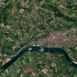 Moissac High Resolution Satellite Map