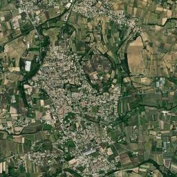 Aubignan High Resolution Satellite Map