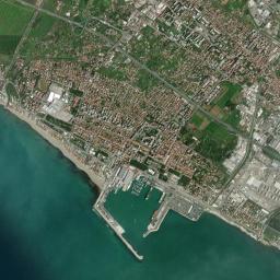 Marina di Carrara High Resolution Satellite Map