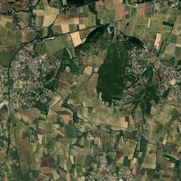 Lézan High Resolution Satellite Map