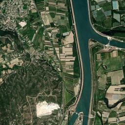 Sauveterre High Resolution Satellite Map