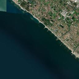 Marina di Massa High Resolution Satellite Map