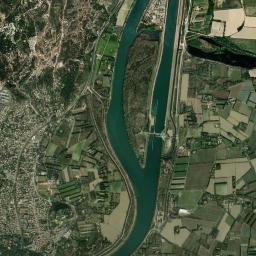 Villeneuve-lès-Avignon High Resolution Satellite Map
