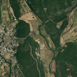 Quissac High Resolution Satellite Map