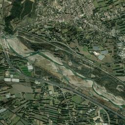 Caumont-sur-Durance High Resolution Satellite Map