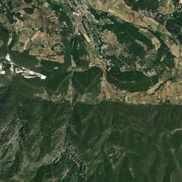 Ménerbes High Resolution Satellite Map