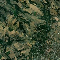 Réalmont High Resolution Satellite Map