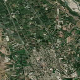 Sénas High Resolution Satellite Map