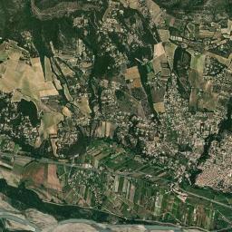 Lauris High Resolution Satellite Map