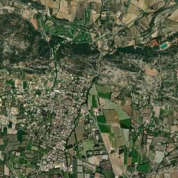 Maussane-les-Alpilles High Resolution Satellite Map