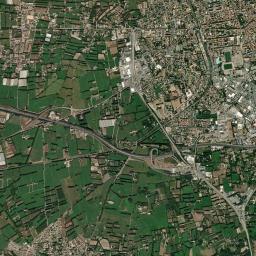 Salon-de-Provence High Resolution Satellite Map