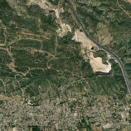 La Fare-les-Oliviers High Resolution Satellite Map