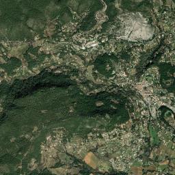 Salernes High Resolution Satellite Map