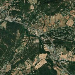 Meyreuil High Resolution Satellite Map