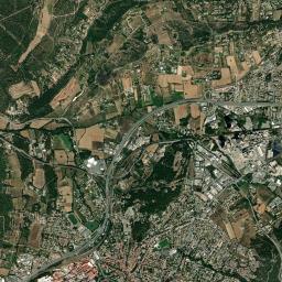 Gardanne High Resolution Satellite Map