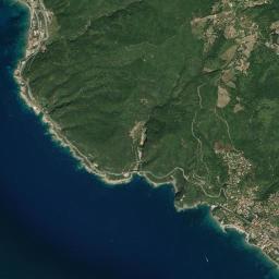 Quercianella High Resolution Satellite Map