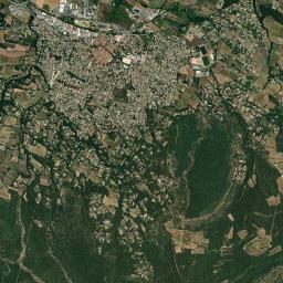 Trets High Resolution Satellite Map