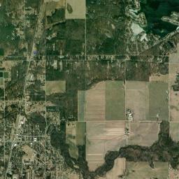 Howard City High Resolution Satellite Map