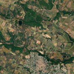 Cazouls-lès-Béziers High Resolution Satellite Map