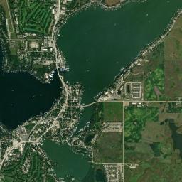 Arnolds Park High Resolution Satellite Map