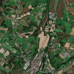 Saint-Palais High Resolution Satellite Map