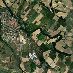 Mazères High Resolution Satellite Map