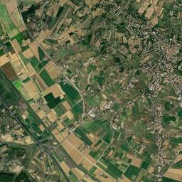 Foiano della Chiana High Resolution Satellite Map