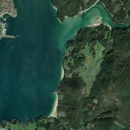Camariñas High Resolution Satellite Map