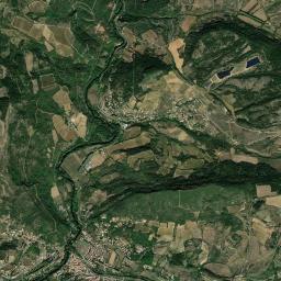 Couiza High Resolution Satellite Map