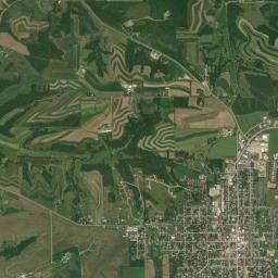 125 West Maple Street, Lancaster, WI Satellite Map