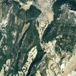 Lezáun High Resolution Satellite Map