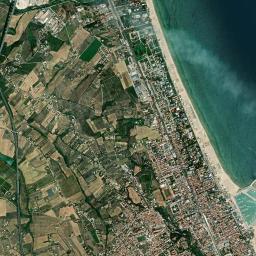 Giulianova High Resolution Satellite Map