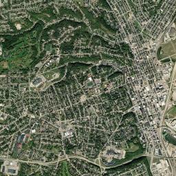 Dubuque High Resolution Satellite Map