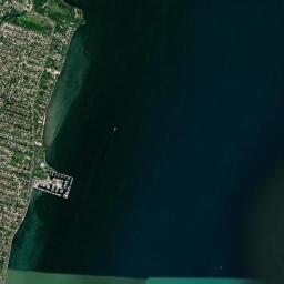 Grosse Pointe Shores High Resolution Satellite Map