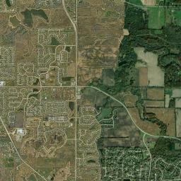 Grandwood Park High Resolution Satellite Map